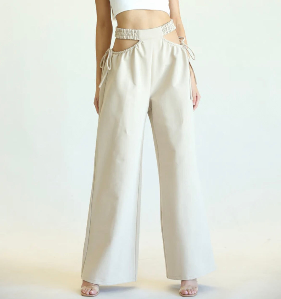 Nude high cut pant
