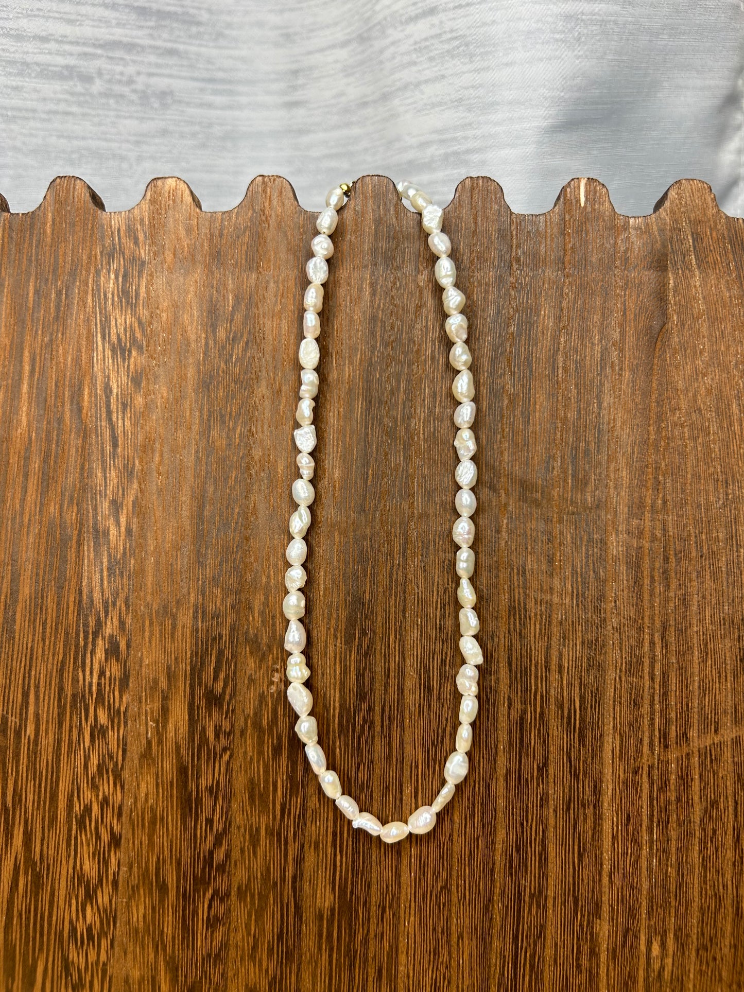 Fresh pearls necklace